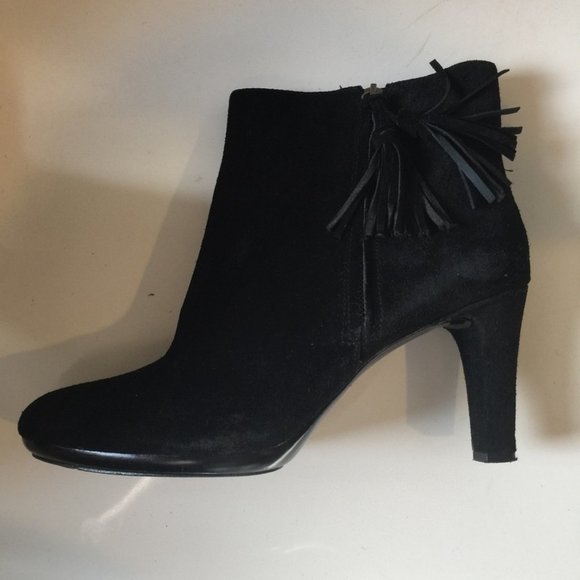 Anne Klein Black Suede Booties, 11 - Picture 1 of 6